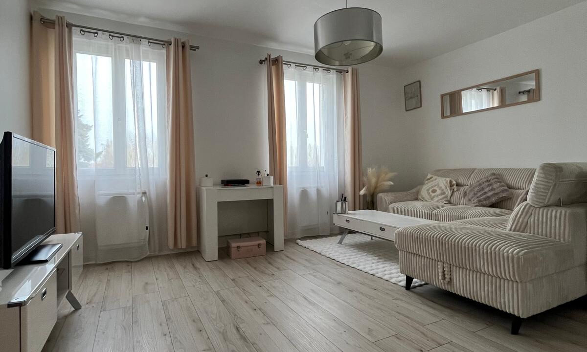 photo_80e7a02479403d9046aea578979f7fa0